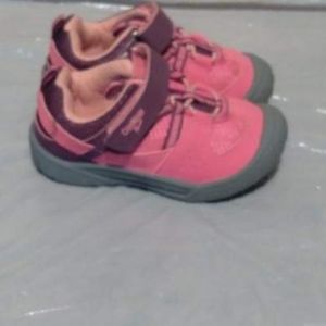 OshKosh B'gosh baby shoes